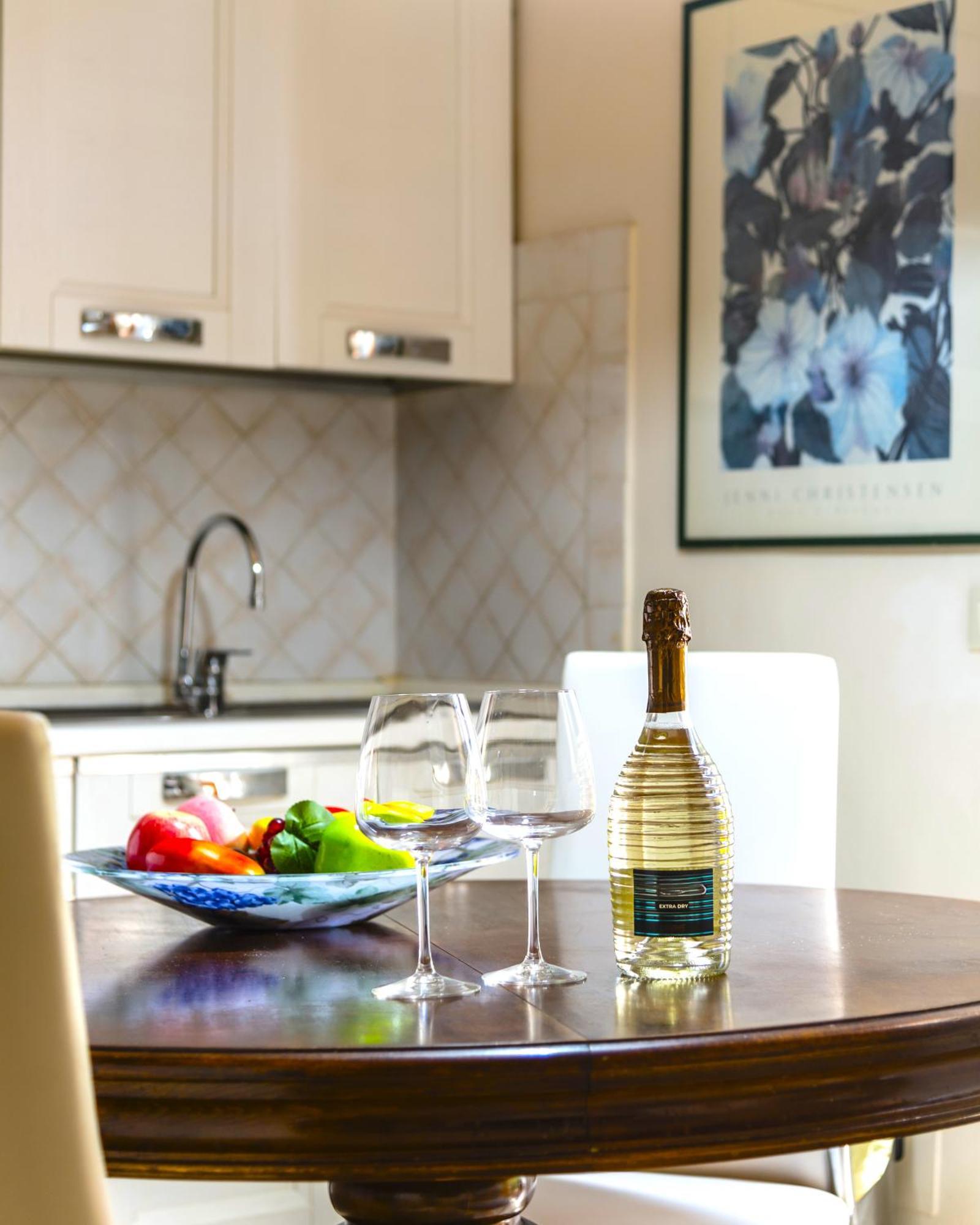 Hostly-La Casa Di Marta-Two Steps From The Tower Apartment Pisa Luaran gambar